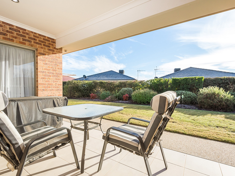 Shepparton home 77 for sale